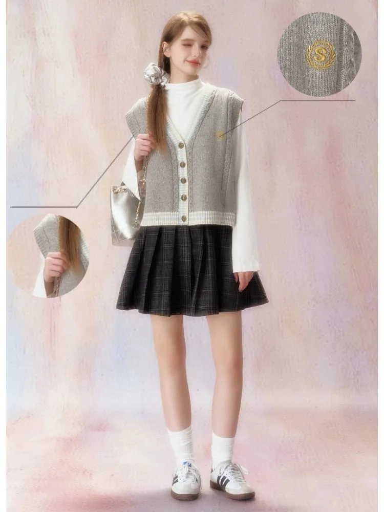Embroidered V-Neck Knit Jacquard Vest Cardigan【s0000006472】