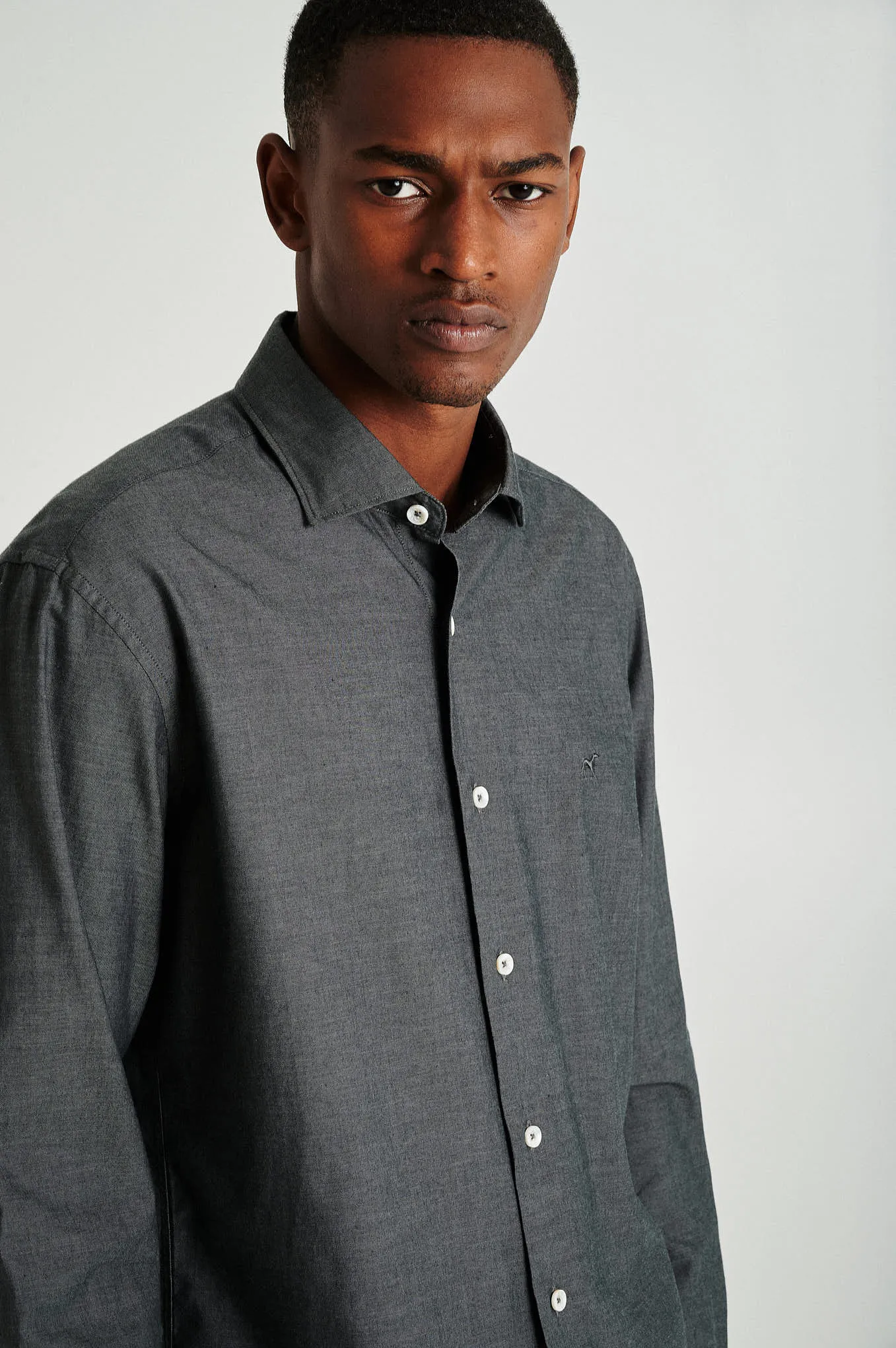 Slim fit chambray shirt